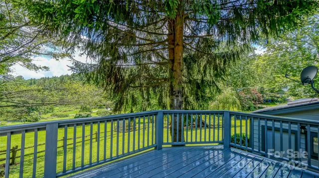 $469,000 | 244 Clay Hodges Road, Boone, NC 28607