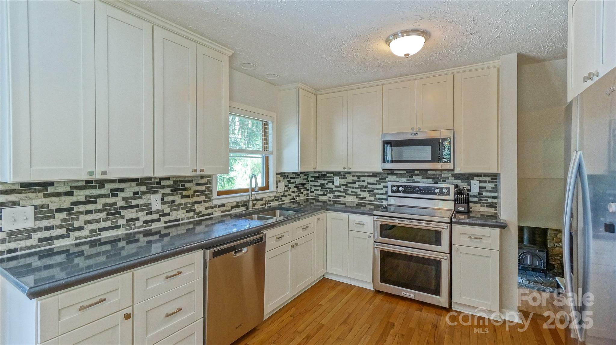 244 Clay Hodges Road Boone, NC 28607 - Photo 6 of 46