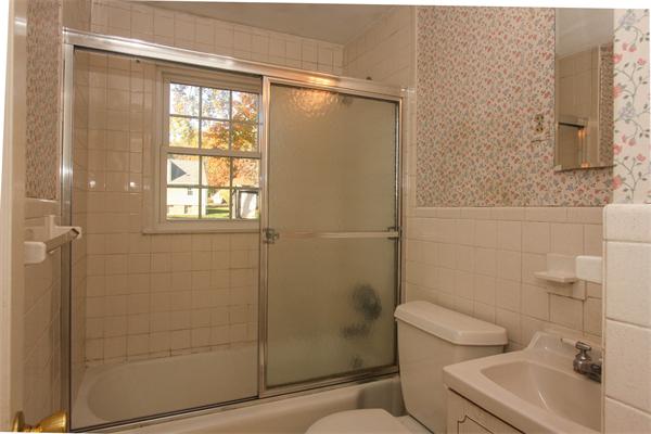 36 Rogers Road East Longmeadow, MA 01028 - Photo 11 of 16 Gallery Image 11