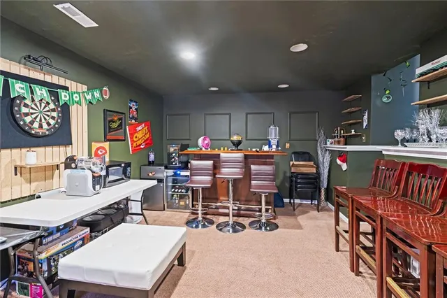 $349,900 | 810 North Cloverdale Court, Independence, MO 64056