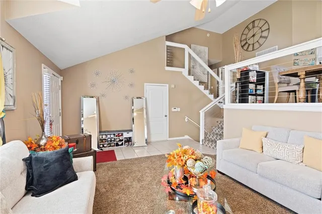 $349,900 | 810 North Cloverdale Court, Independence, MO 64056