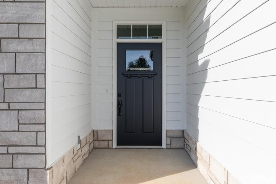 4225 South Red Pine Drive Bloomington, IN 47401 - Photo 3 of 26