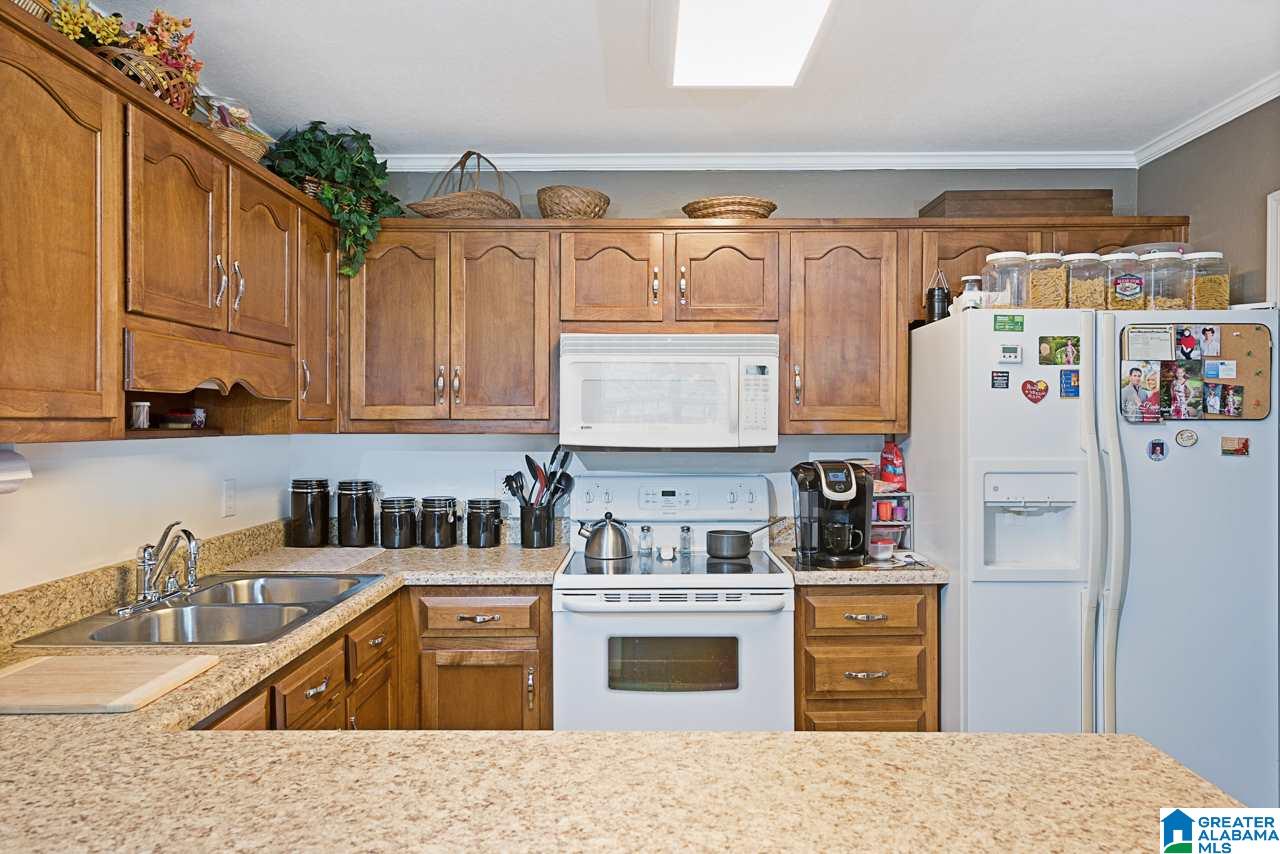 131 Pebble Lane Alabaster, AL 35007 - Photo 11 of 41