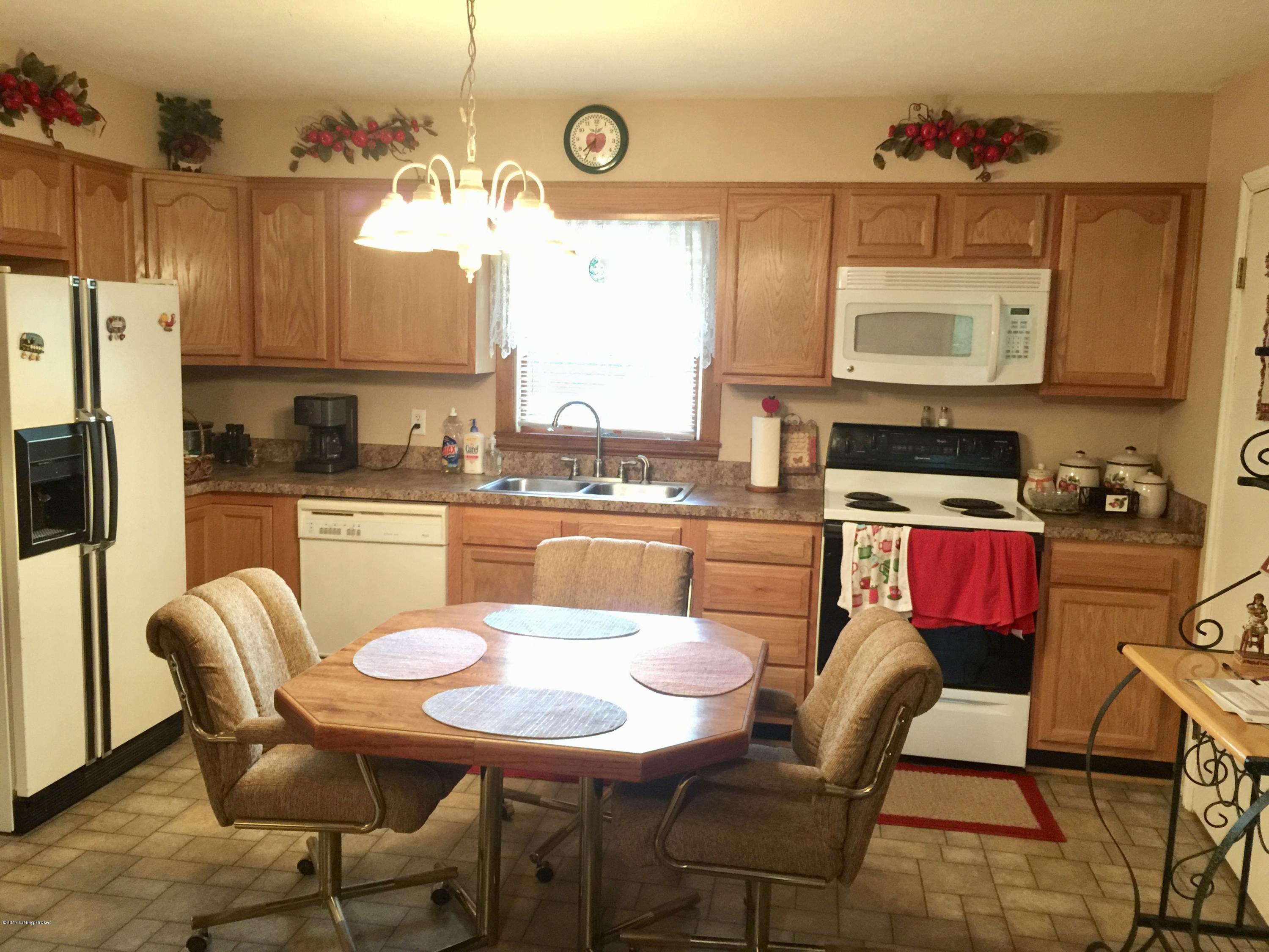 402 Williams Road Louisville, KY 40299 - Photo 8 of 23 fullsizeoutput_94d5