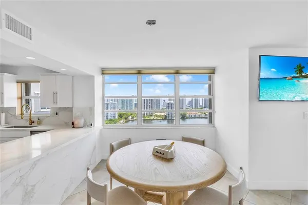 $2,850 | 2750 Northeast 183rd Street, Unit 2202, Aventura, FL 33160