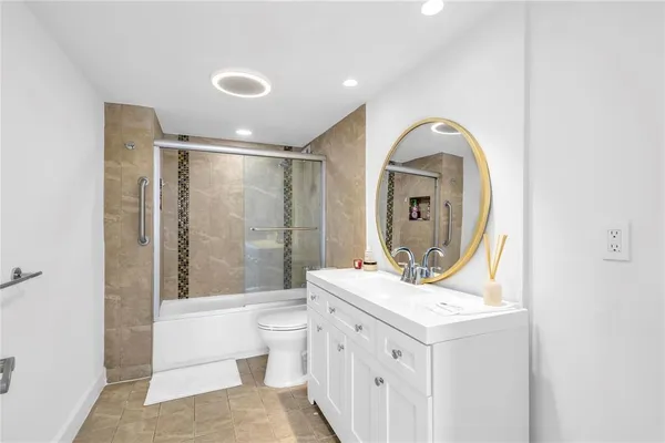 $2,850 | 2750 Northeast 183rd Street, Unit 2202, Aventura, FL 33160