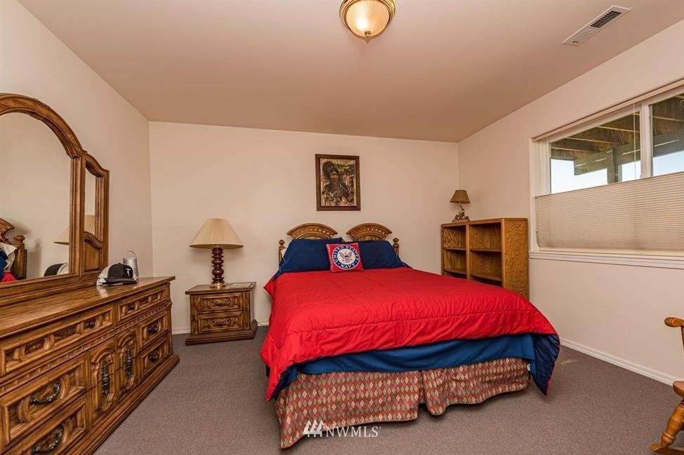 1792 West Sequim Bay Road Sequim, WA 98382 - Photo 25 of 40