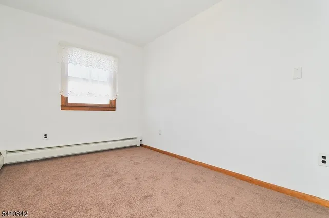 $699,000 | 212 West Morris Avenue, Linden, NJ 07036