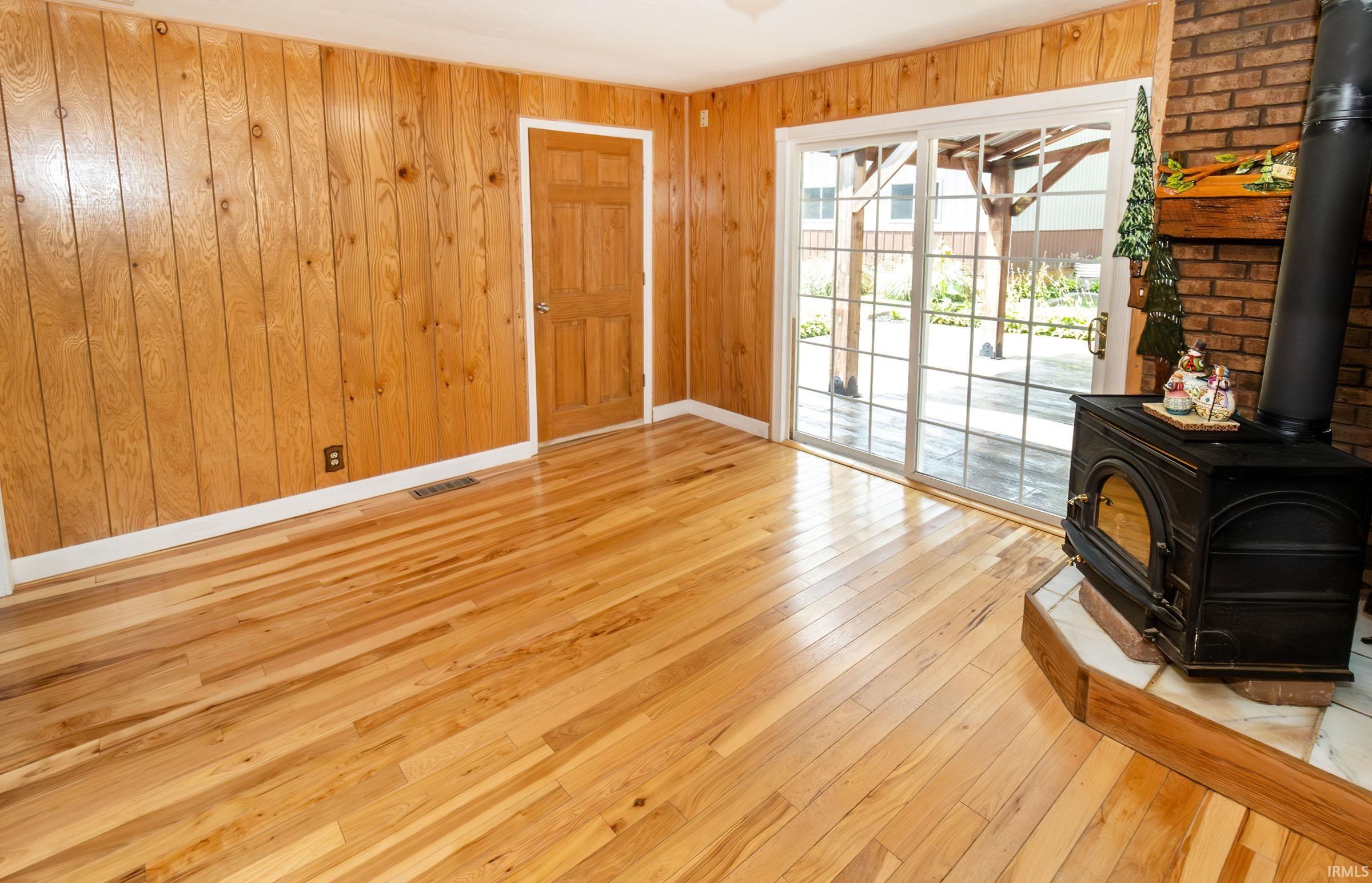 8644 South Vann Road Newburgh, IN 47630 - Photo 11 of 36