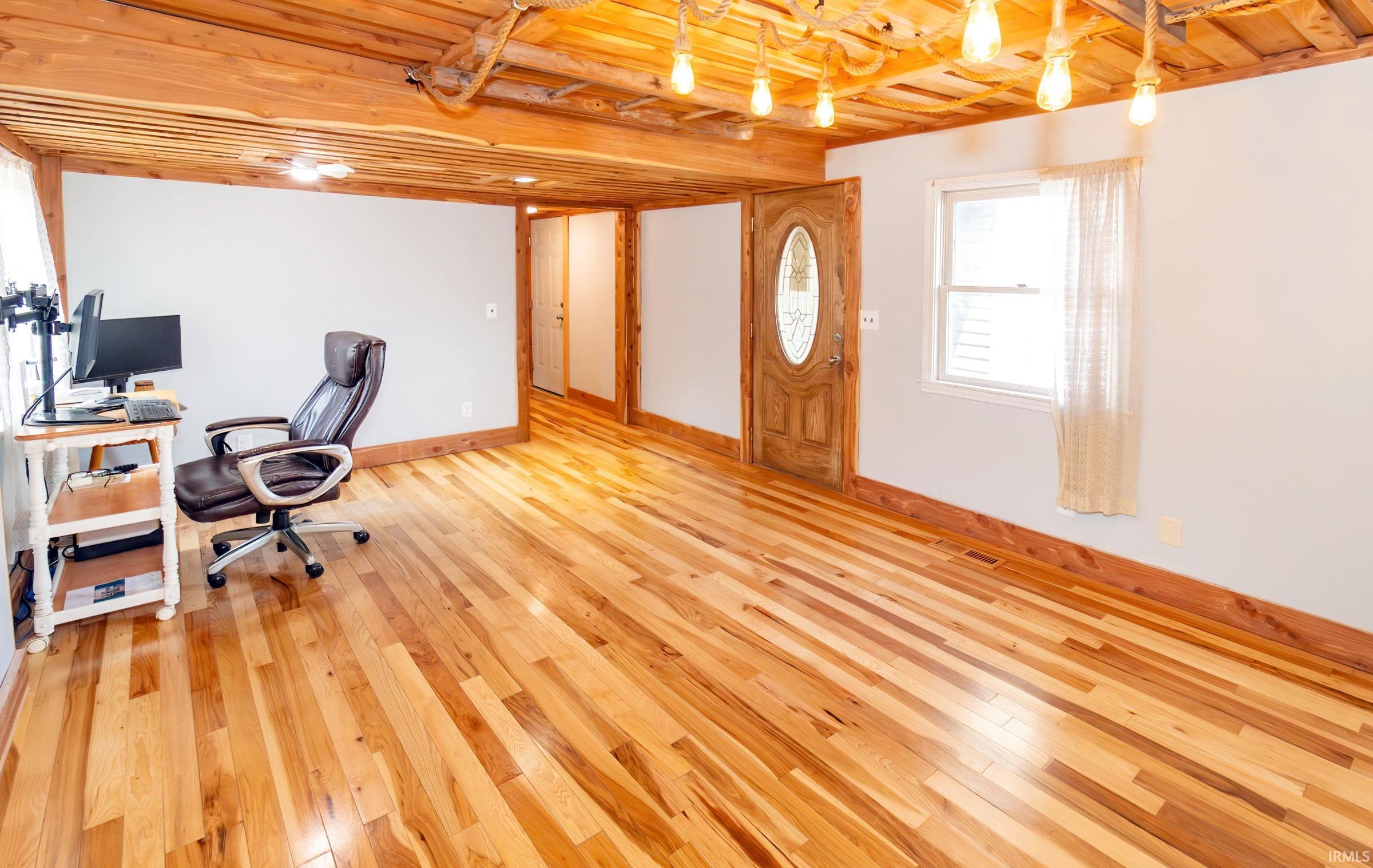 8644 South Vann Road Newburgh, IN 47630 - Photo 16 of 36