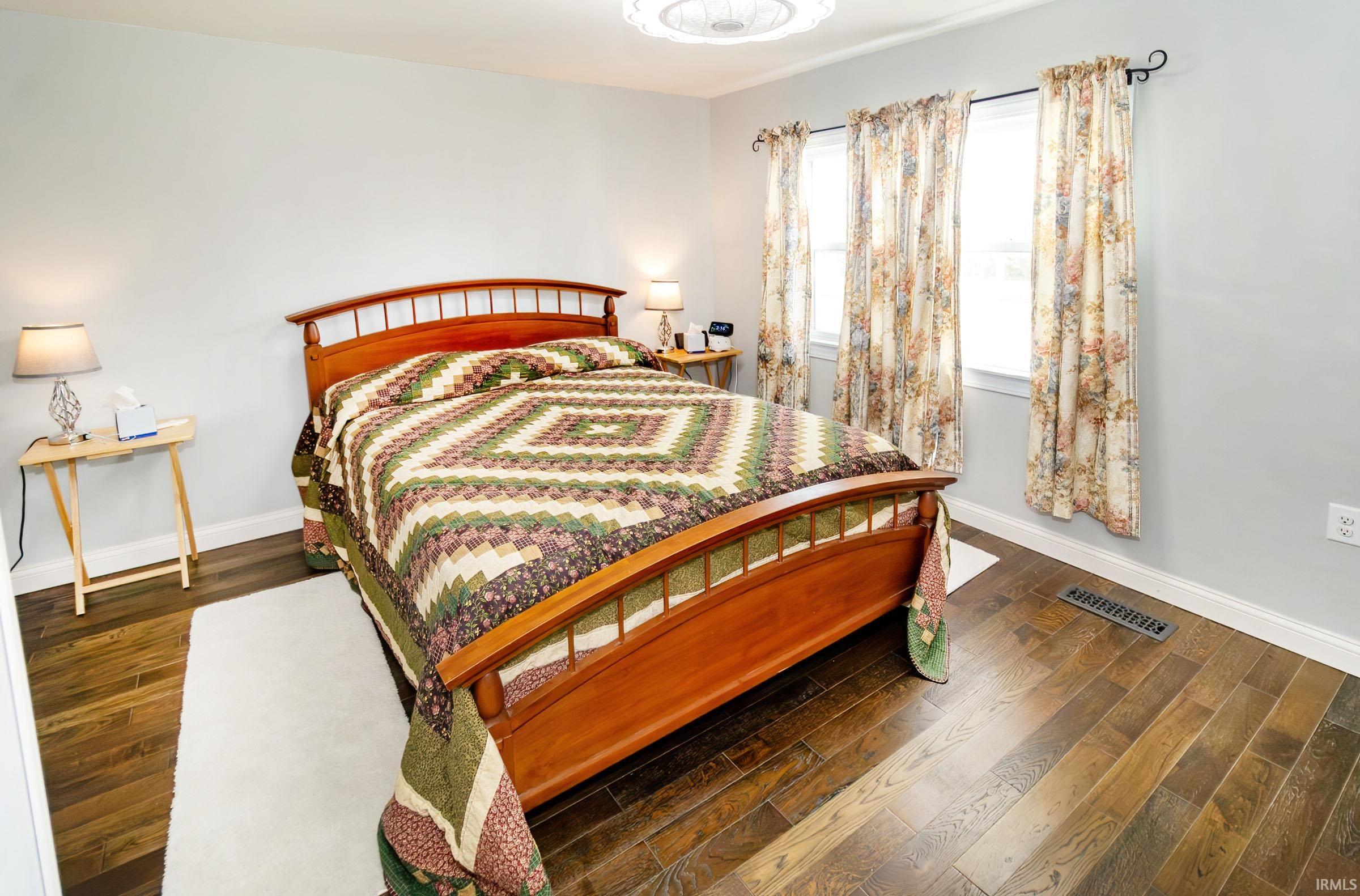 8644 South Vann Road Newburgh, IN 47630 - Photo 20 of 36