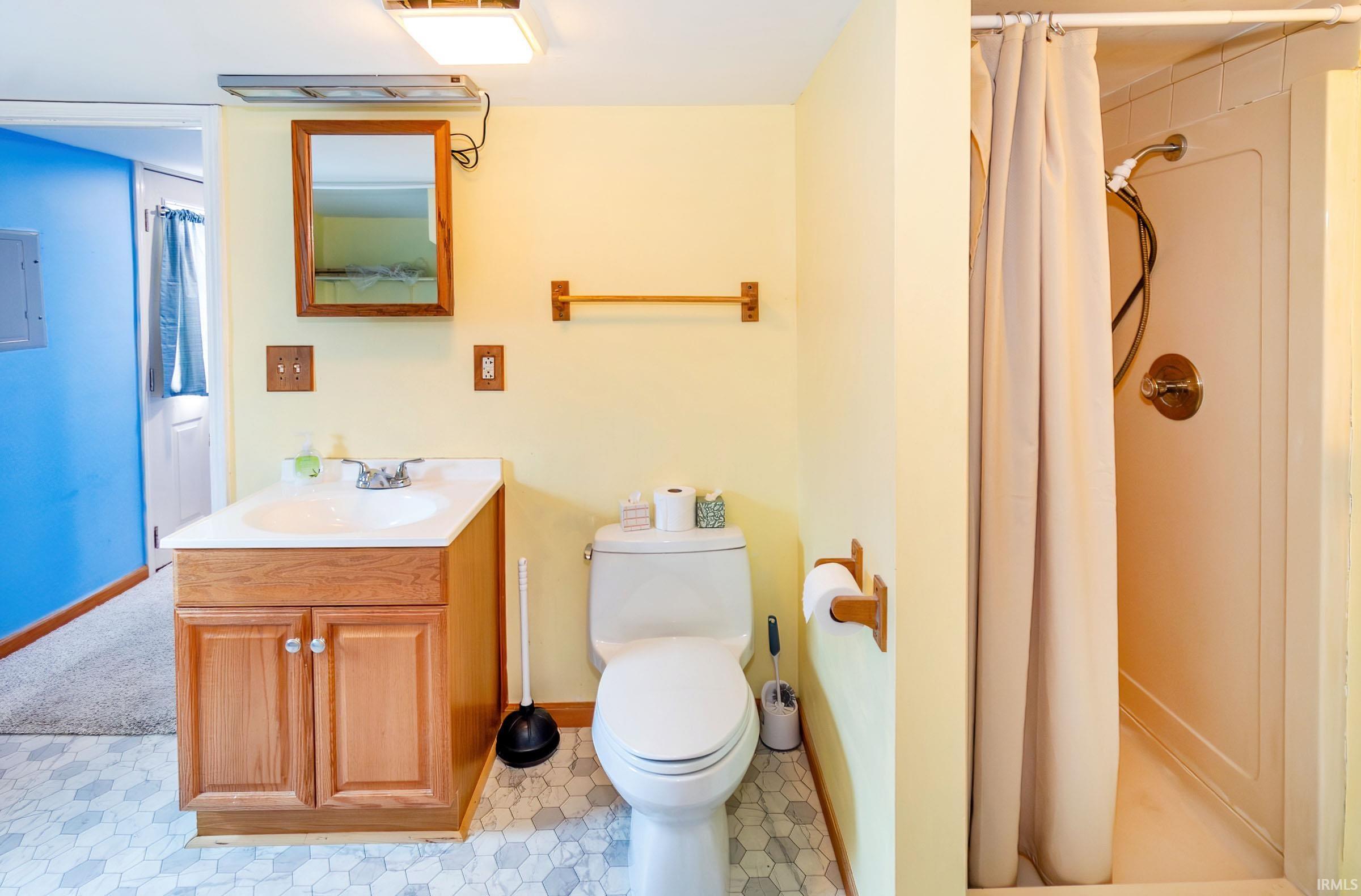 8644 South Vann Road Newburgh, IN 47630 - Photo 31 of 36