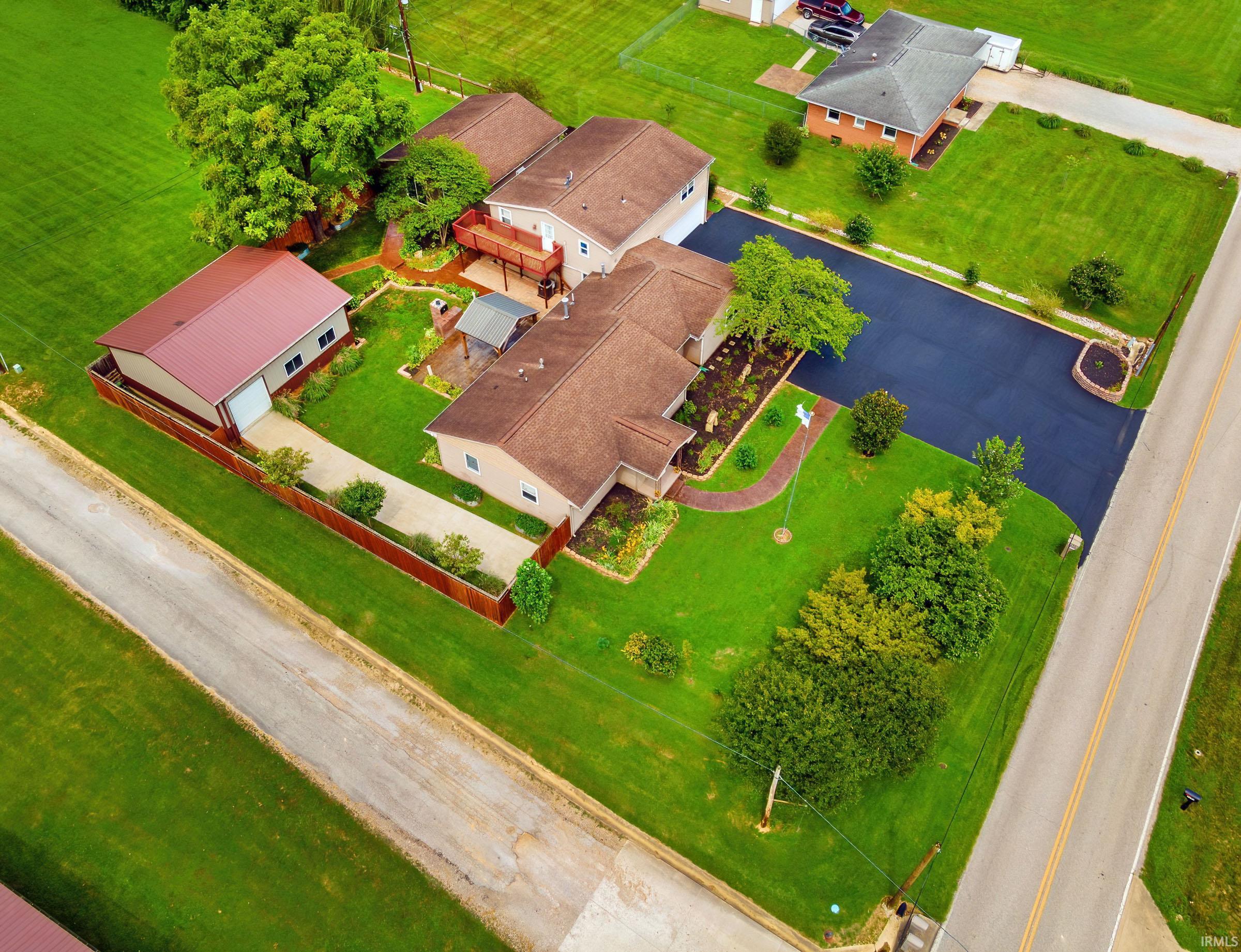 8644 South Vann Road Newburgh, IN 47630 - Photo 5 of 36