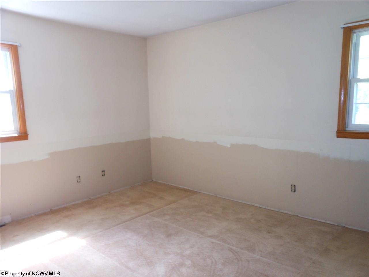 629 Rohr Street Weston, WV 26452 - Photo 8 of 13 Gallery Image 8