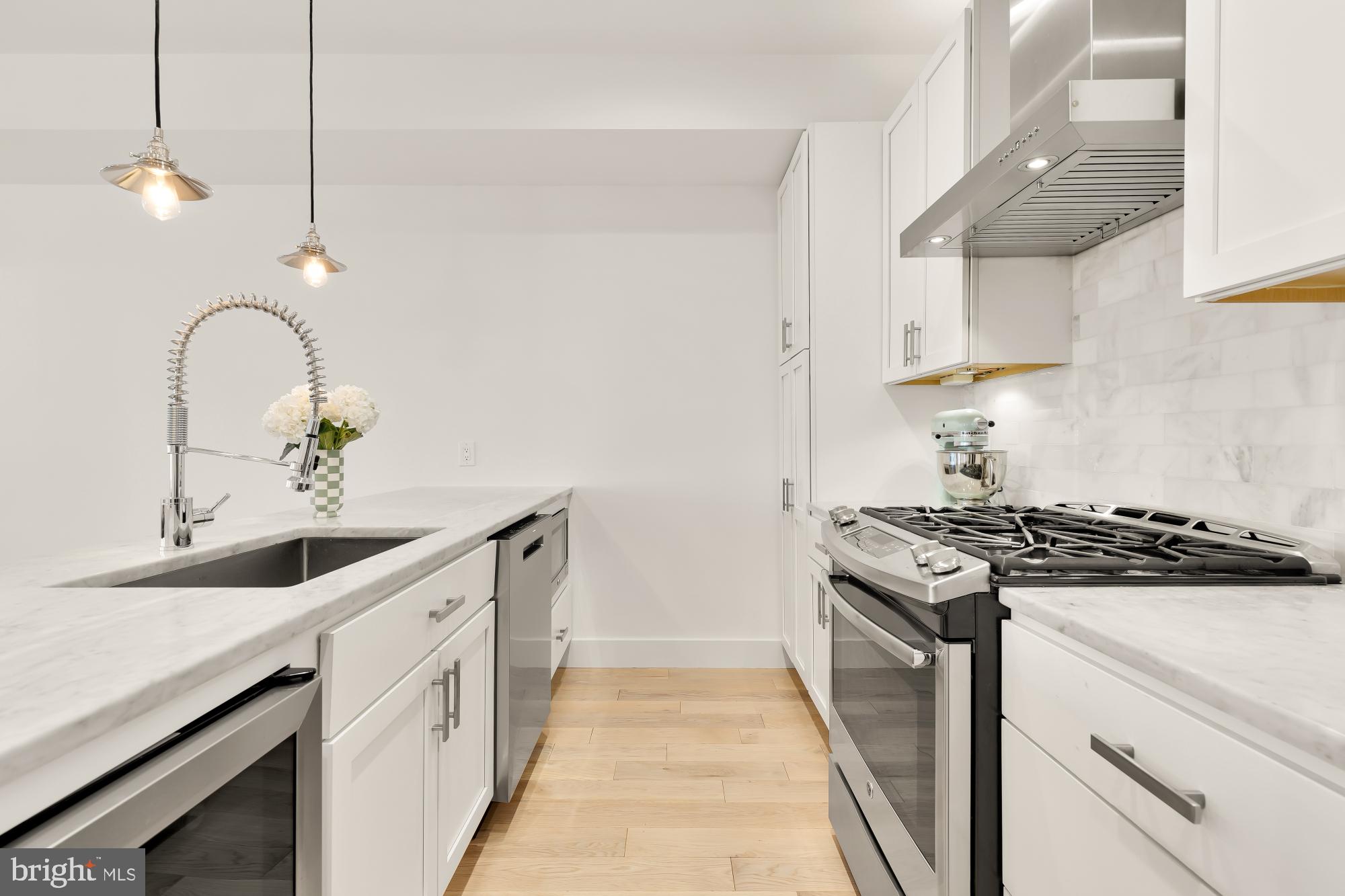 1230 Fairmont Street Northwest, Unit 2 Washington, DC 20009 - Photo 7 of 43