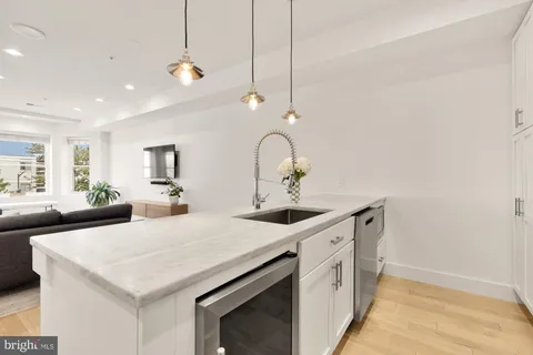 $824,999 | 1230 Fairmont Street Northwest, Unit 2, Washington, DC 20009