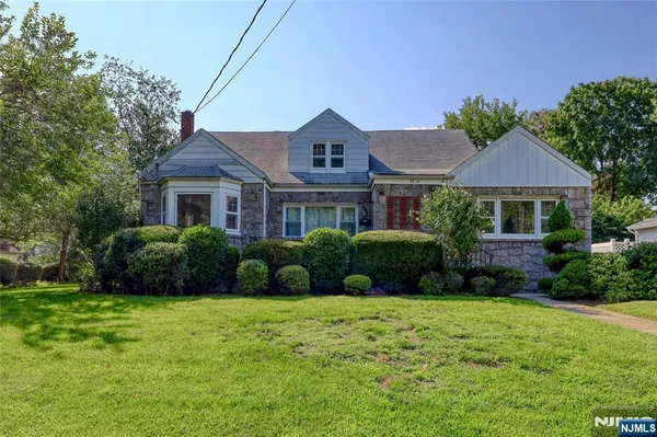 $4,400 | 33-15 High Street, Fair Lawn, NJ 07410