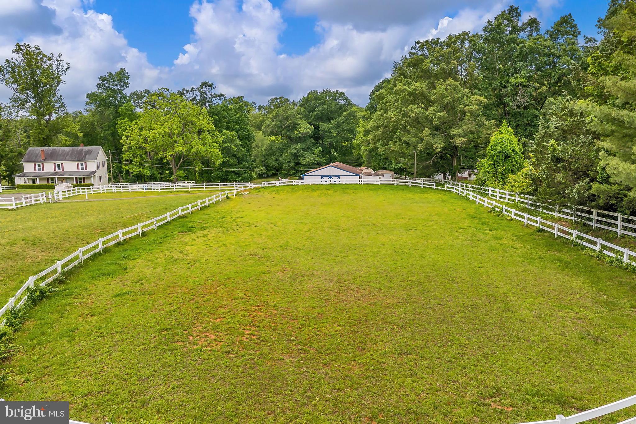 13310 Compton Road Clifton, VA 20124 - Photo 105 of 117 a view of a swimming pool and an outdoor space