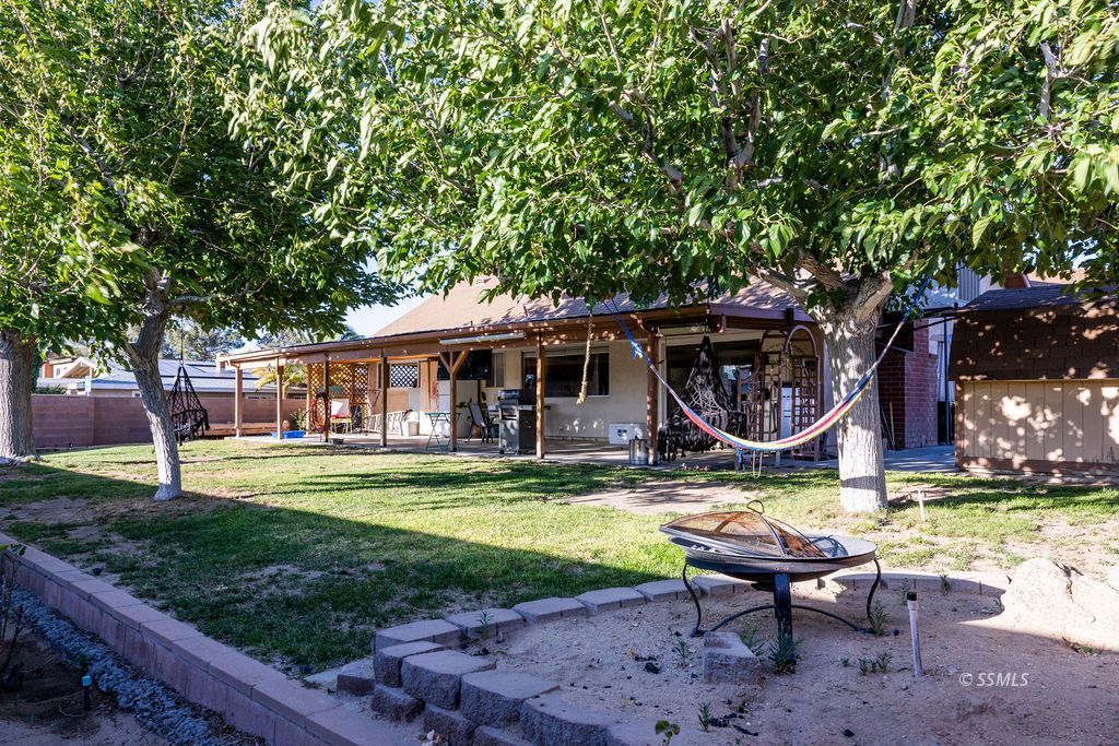 649 Randall Street Ridgecrest, CA 93555 - Photo 39 of 48
