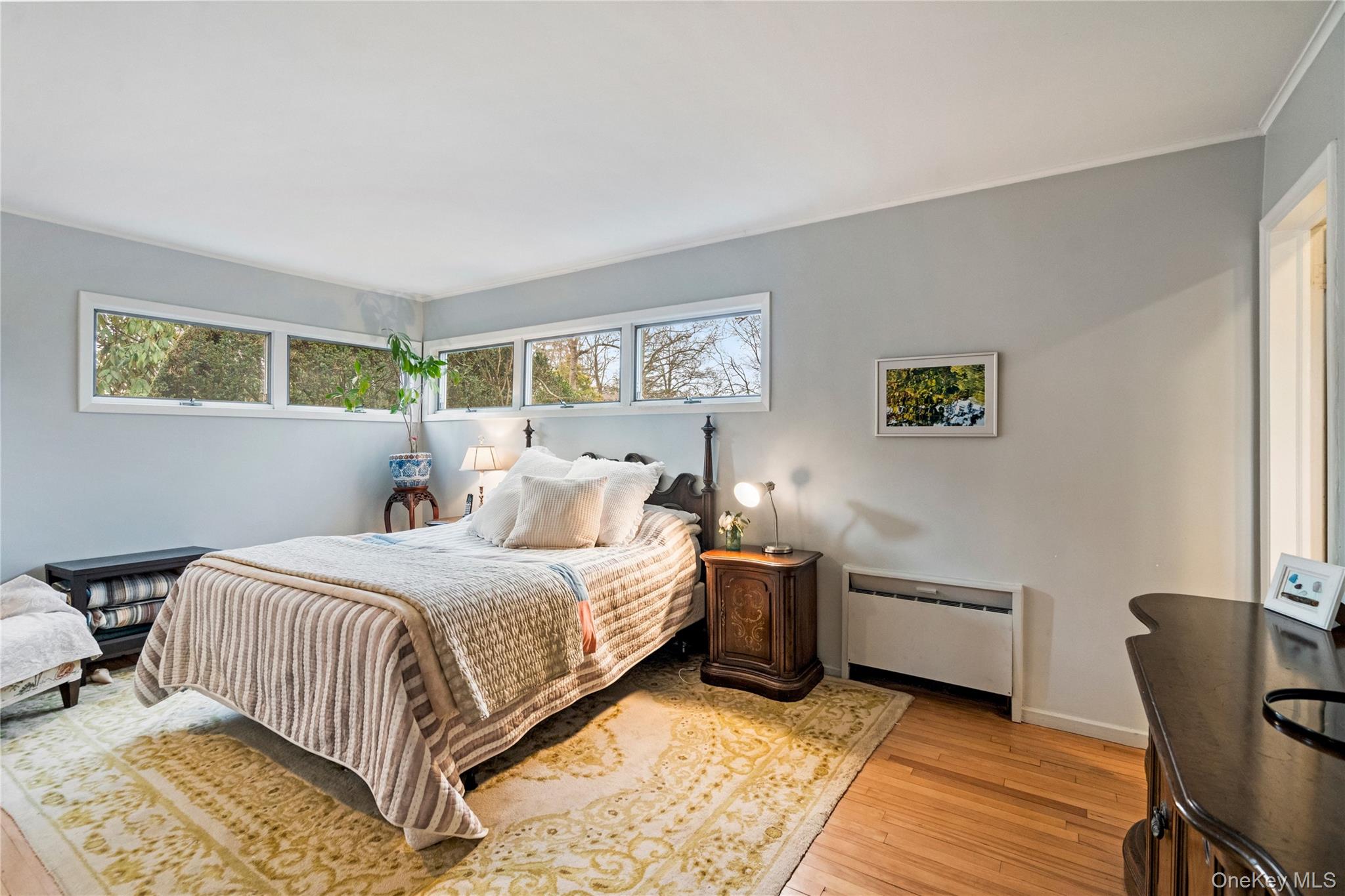 32 Arbor Road East Hills, NY 11577 - Photo 13 of 27