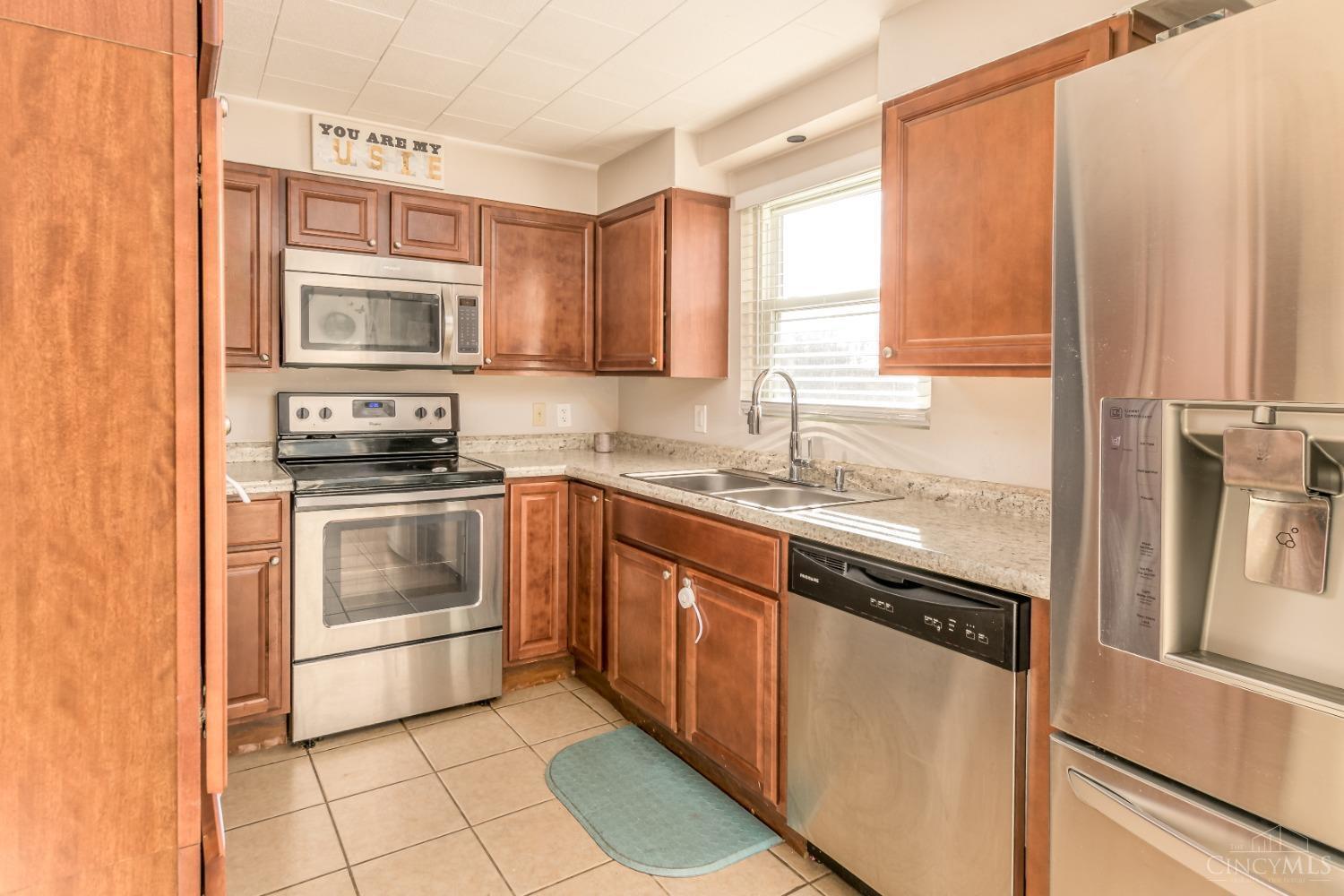 111 Riddle Road Woodlawn, OH 45215 - Photo 13 of 25