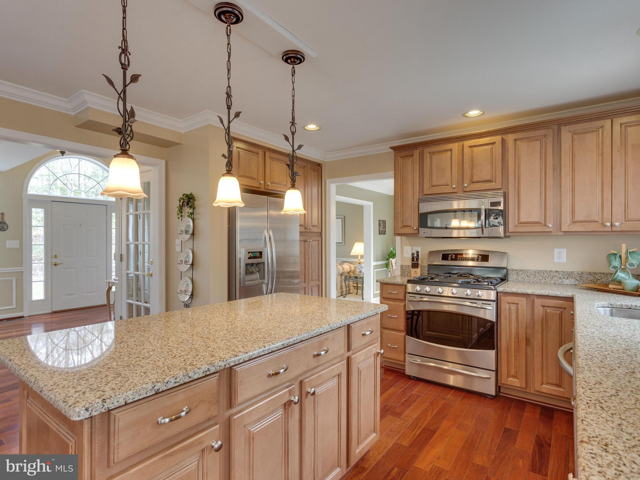 6675 Fox Den Road Manassas, VA 20112 - Photo 6 of 30 Kitchen
