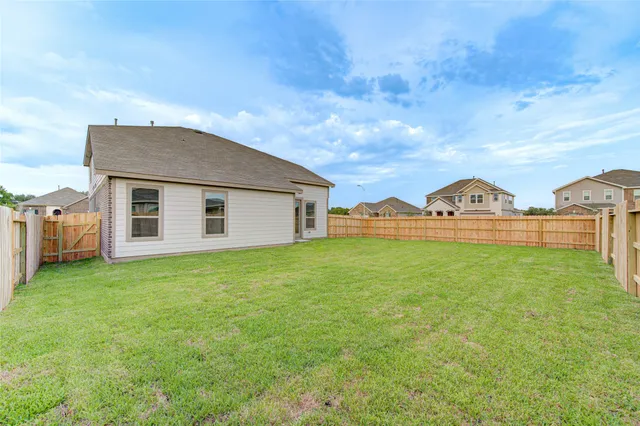 $2,195 | 6120 Whitewing Road, Rosenberg, TX 77469