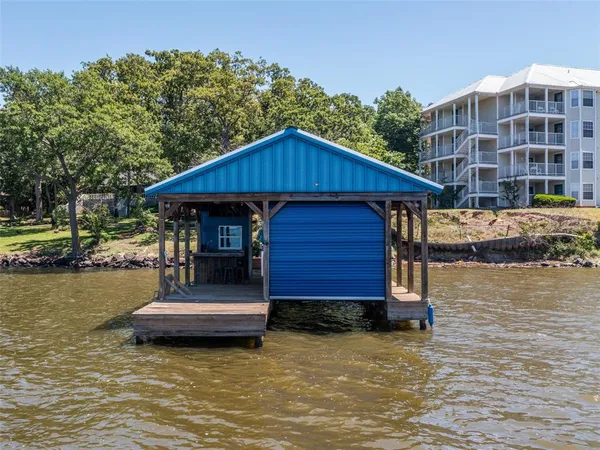 $620,000 | 17795 Lookout Lane, Flint, TX 75762