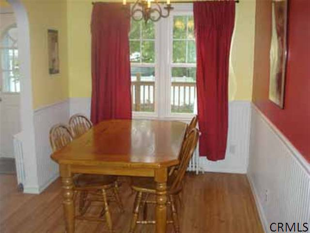 8 Elizabeth Street Rensselaer, NY 12144 - Photo 5 of 14 Photo 5