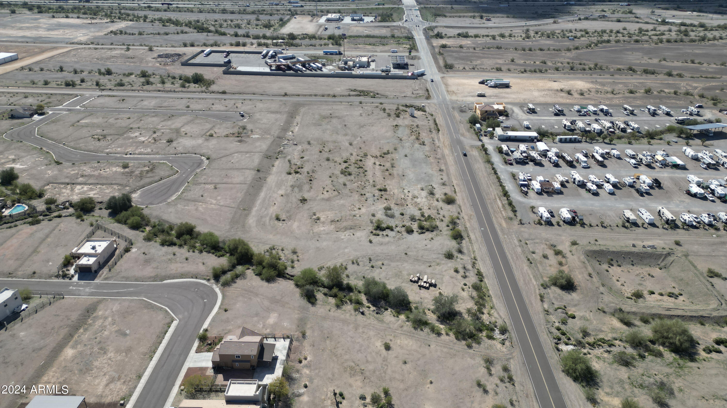391 North Riggles Avenue Quartzsite, AZ 85346 - Photo 14 of 24 6-DJI_0443