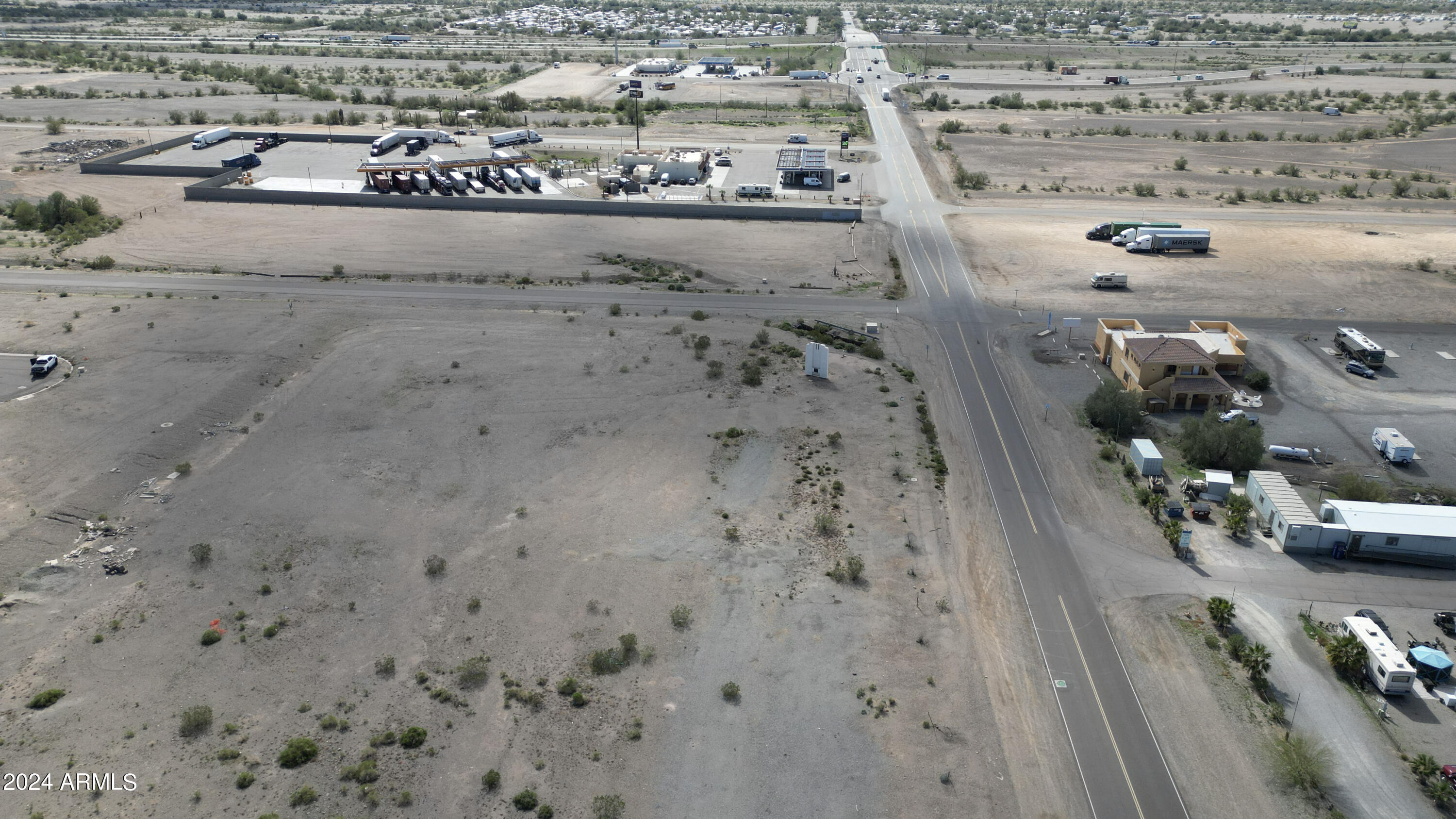 391 North Riggles Avenue Quartzsite, AZ 85346 - Photo 23 of 24 16-DJI_0453