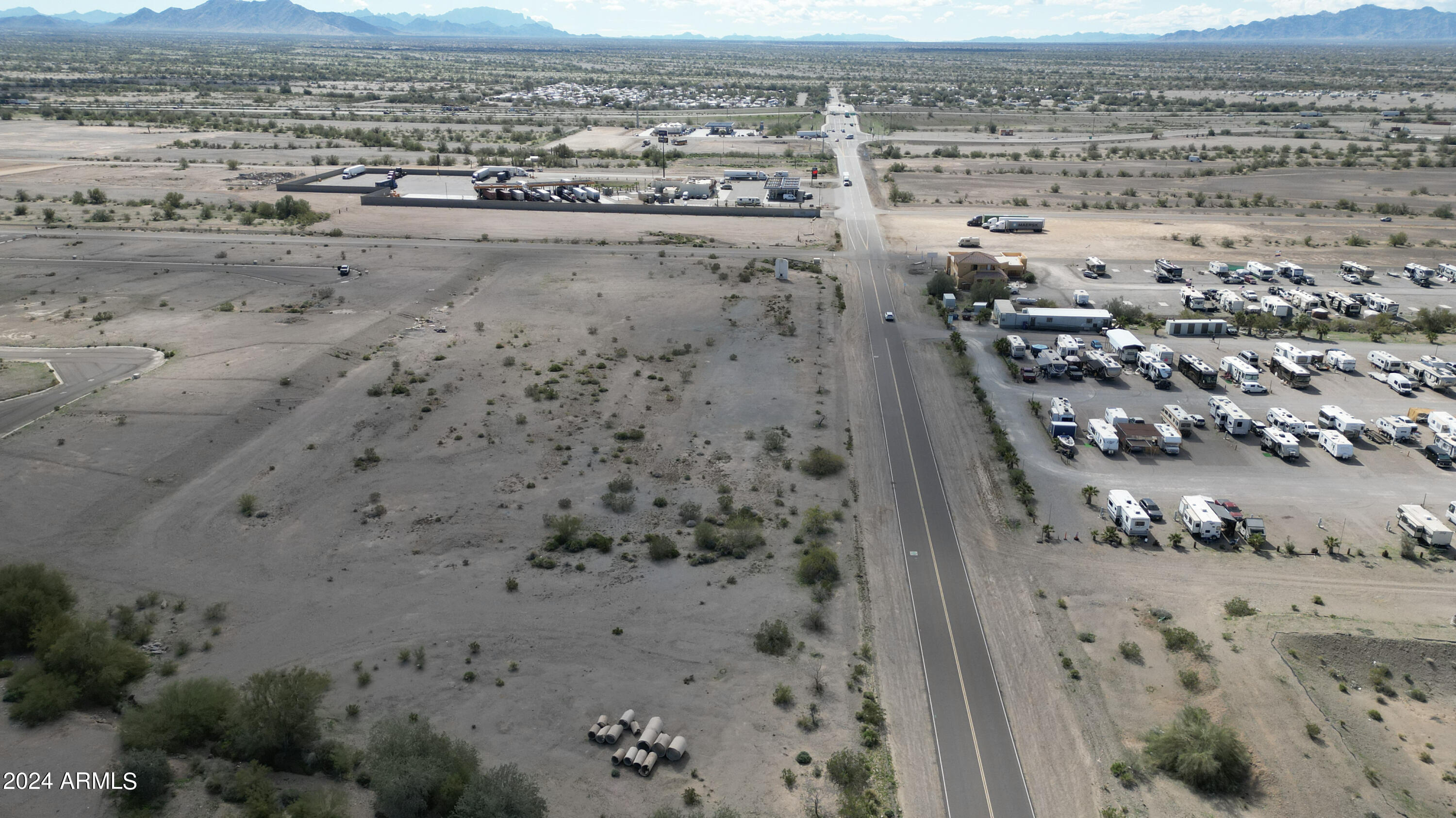 391 North Riggles Avenue Quartzsite, AZ 85346 - Photo 24 of 24 17-DJI_0454