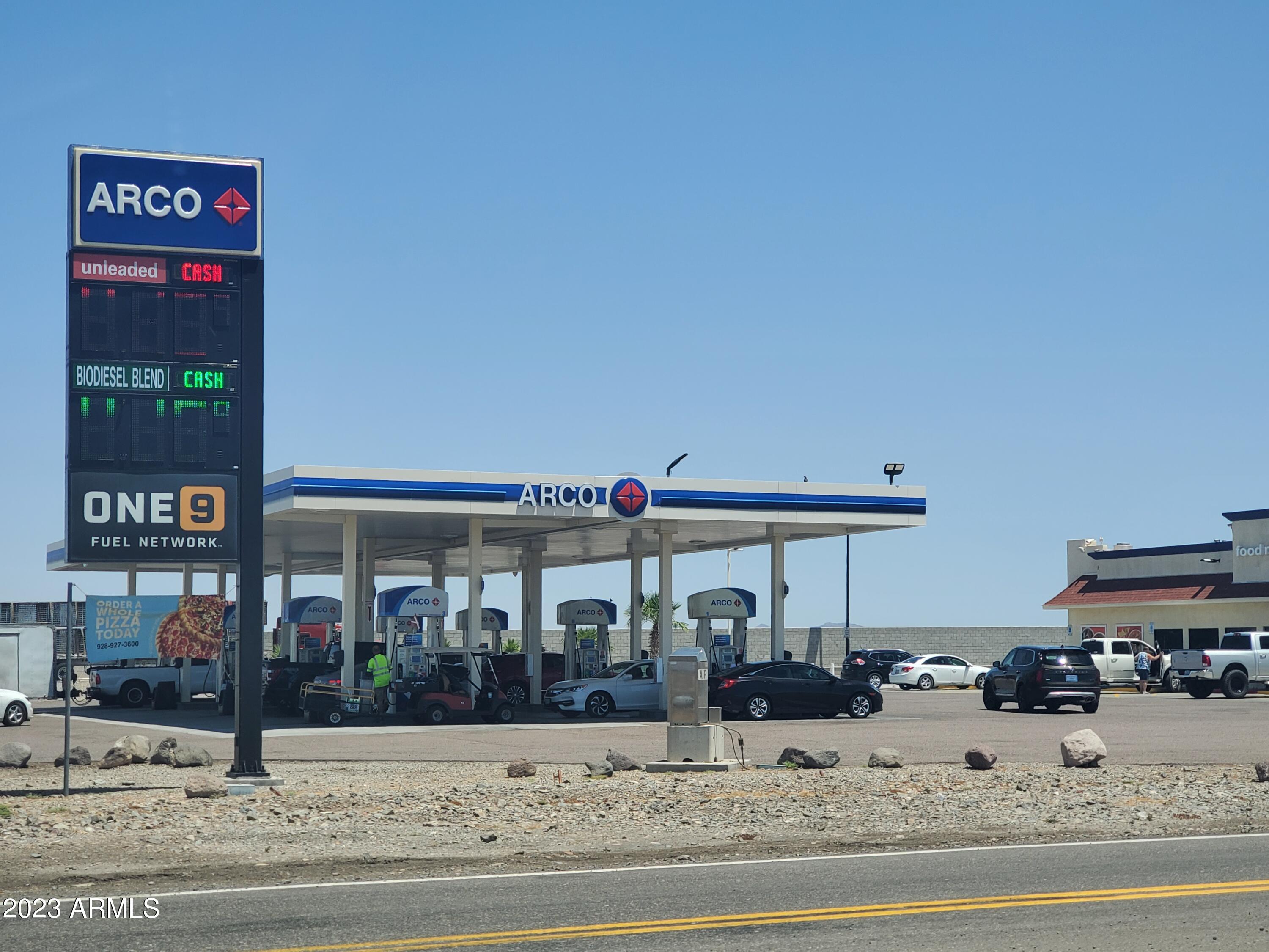 391 North Riggles Avenue Quartzsite, AZ 85346 - Photo 4 of 24 arco_truck_stop_interstate_exit_19