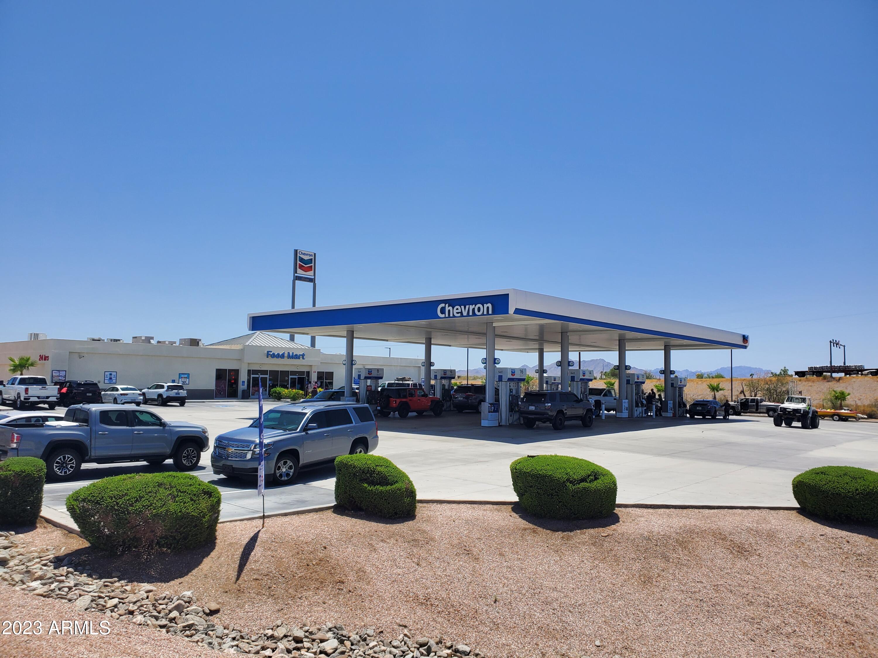 391 North Riggles Avenue Quartzsite, AZ 85346 - Photo 5 of 24 chevron_interstate_exit_19