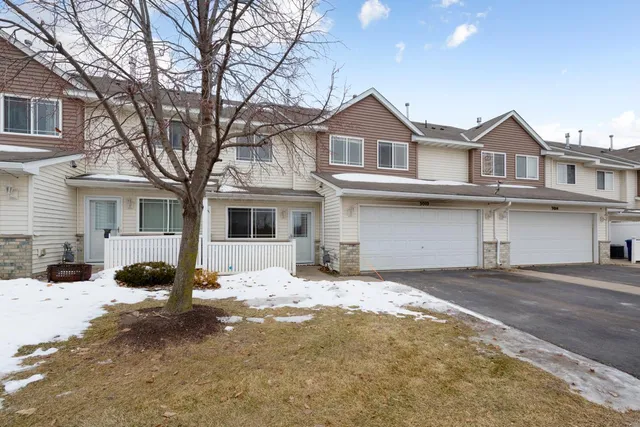 $229,900 | 3010 Pinehurst Drive, Faribault, MN 55021