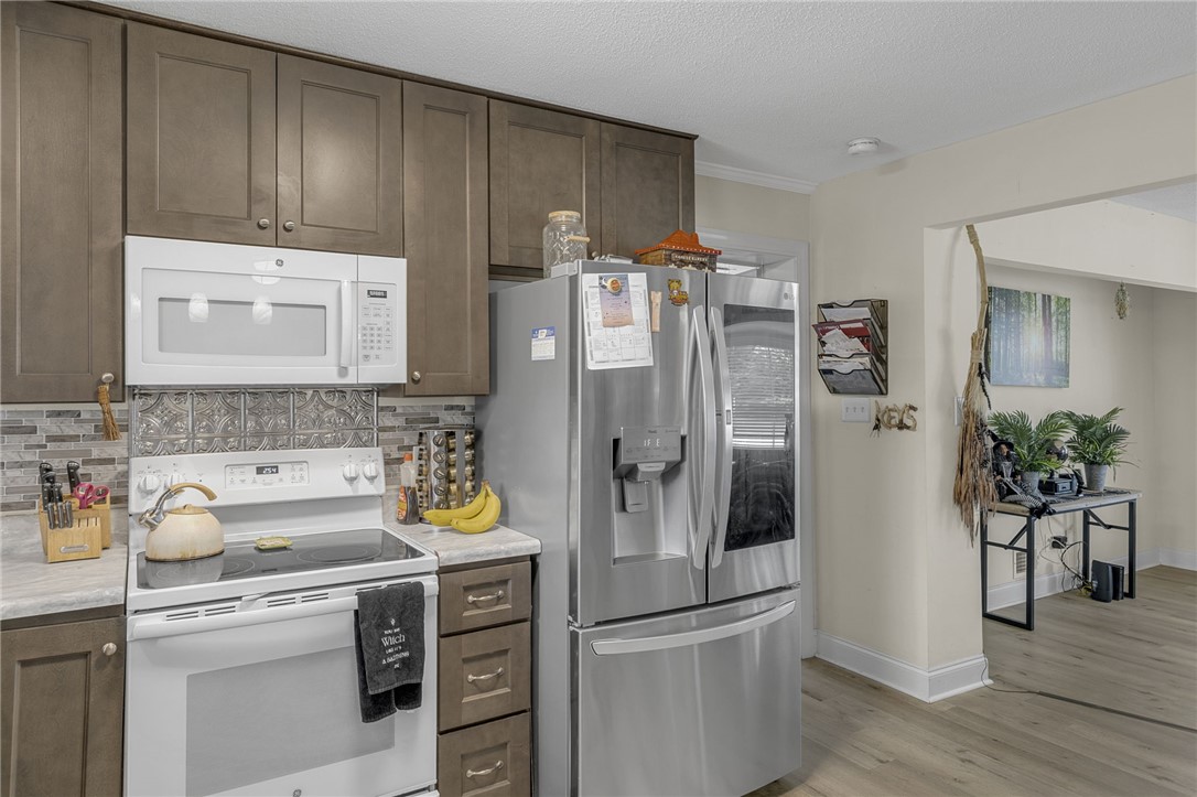 208 Kenneth Drive Boiling Springs, SC 29316 - Photo 11 of 36