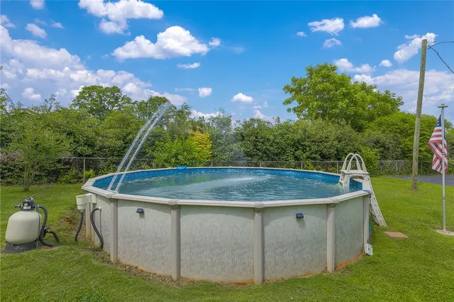 $350,000 | 208 Kenneth Drive, Boiling Springs, SC 29316