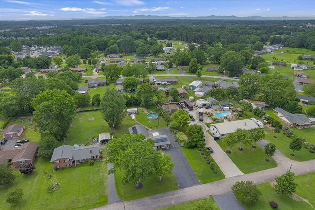 $350,000 | 208 Kenneth Drive, Boiling Springs, SC 29316