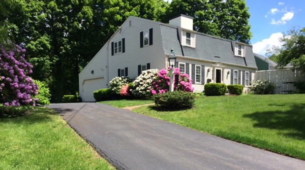 29 Bayberry Road Danvers, MA 01923 - Photo 1 of 25 Gallery Image 1