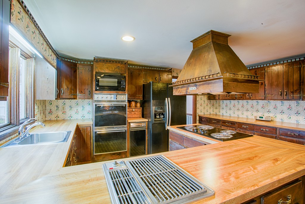 29 Bayberry Road Danvers, MA 01923 - Photo 10 of 25 Gallery Image 10