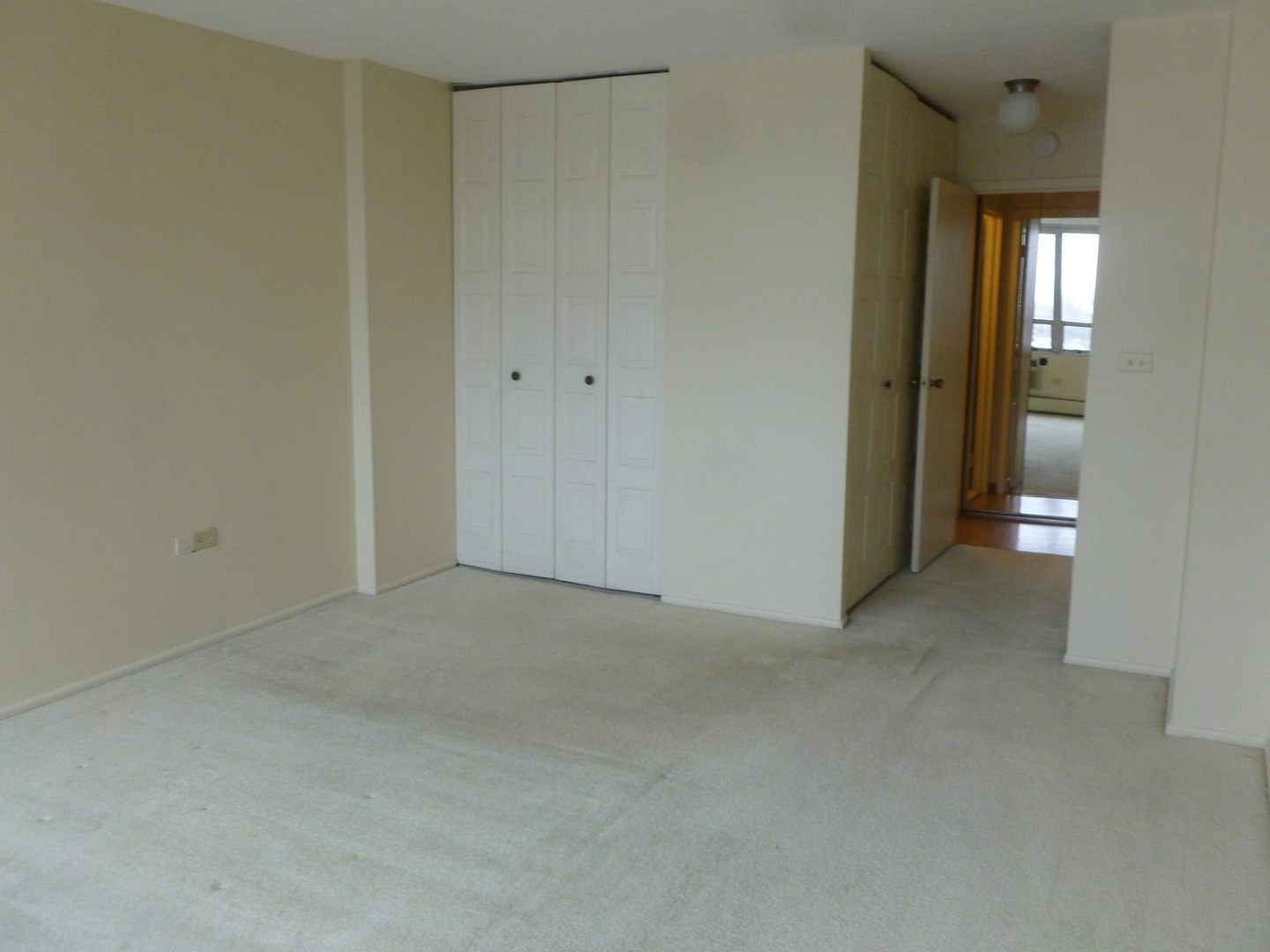 8801 West Golf Road, Unit 3D Niles, IL 60714 - Photo 10 of 20 Gallery Image 10