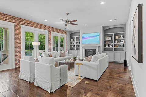 $1,425,000 | 1826 Althea Drive, Houston, TX 77018