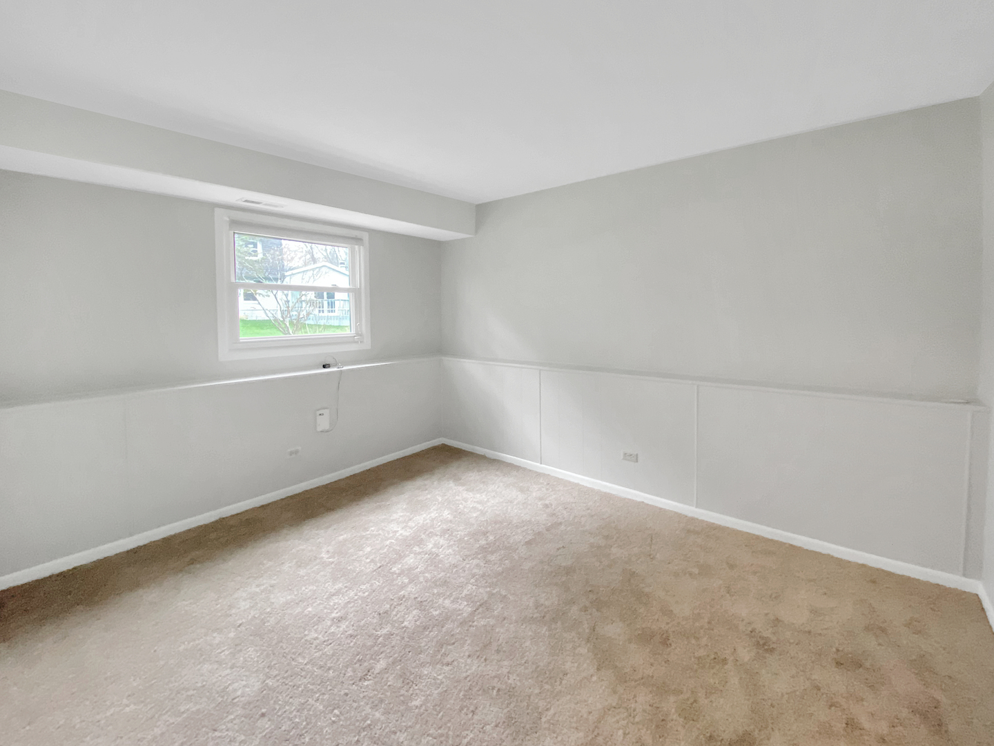 2080 Savannah Road Elgin, IL 60123 - Photo 11 of 17 an empty room with a window