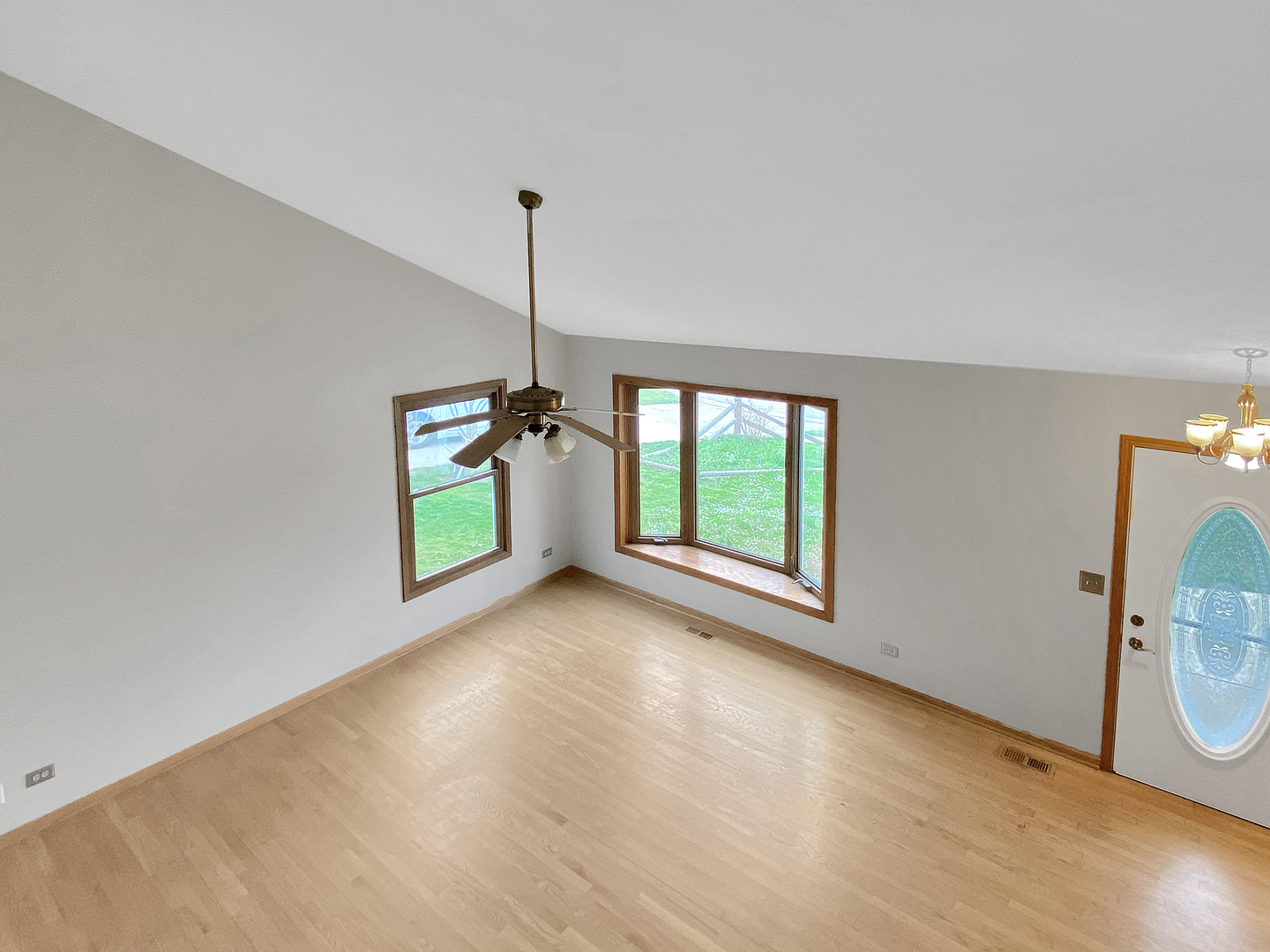 2080 Savannah Road Elgin, IL 60123 - Photo 3 of 17 a view of empty room with windows