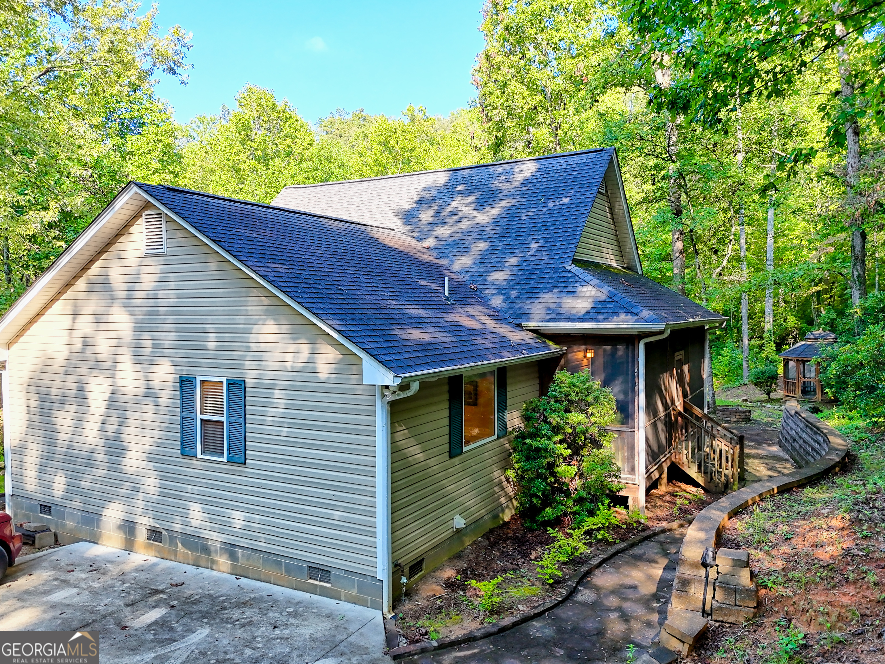 188 Fulton Road Tiger, GA 30576 - Photo 2 of 78