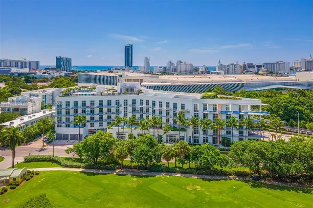 $3,100,000 | 2001 Meridian Avenue, Unit 514, Miami Beach, FL 33139