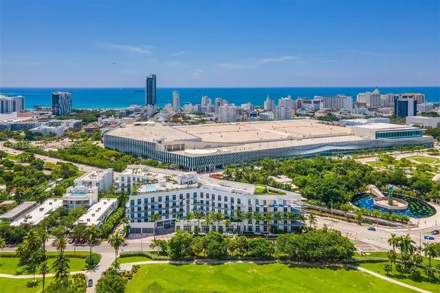 $3,100,000 | 2001 Meridian Avenue, Unit 514, Miami Beach, FL 33139