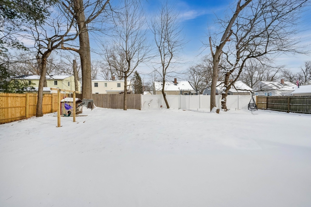 45 Georgetown Street Springfield, MA 01104 - Photo 21 of 25 Gallery Image 21