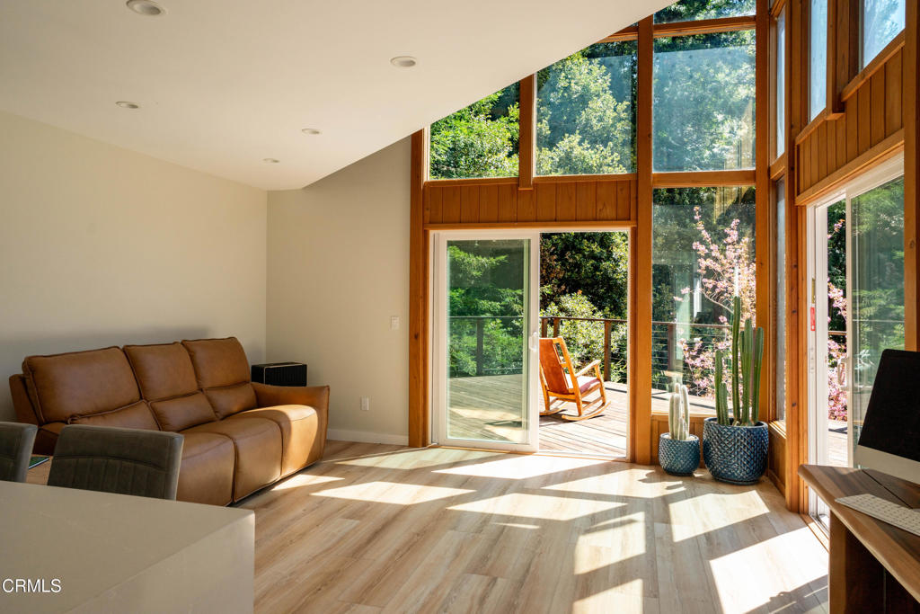 29701 Navarro Ridge Road Albion, CA 95410 - Photo 14 of 32 sitting area