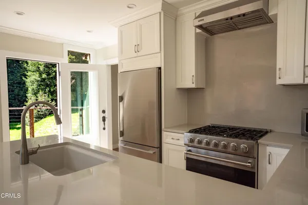 $1,075,000 | 29701 Navarro Ridge Road, Albion, CA 95410